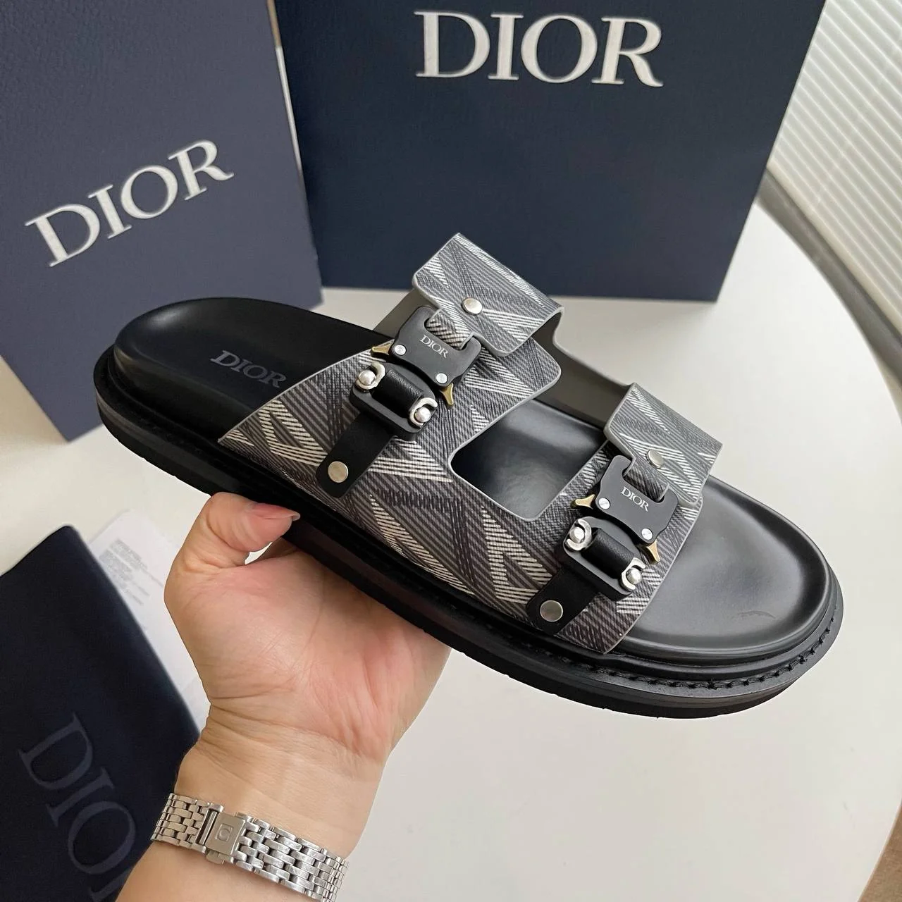 Чоловічі капці - Dior